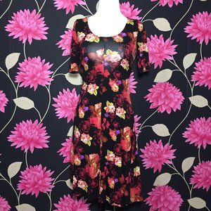 🍒5/$20🍒Dynamite Dark Floral Dress